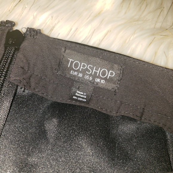 🤑3×25🤑 NWOT! BLACK PATENT MINI SKIRT - Picture 4 of 7